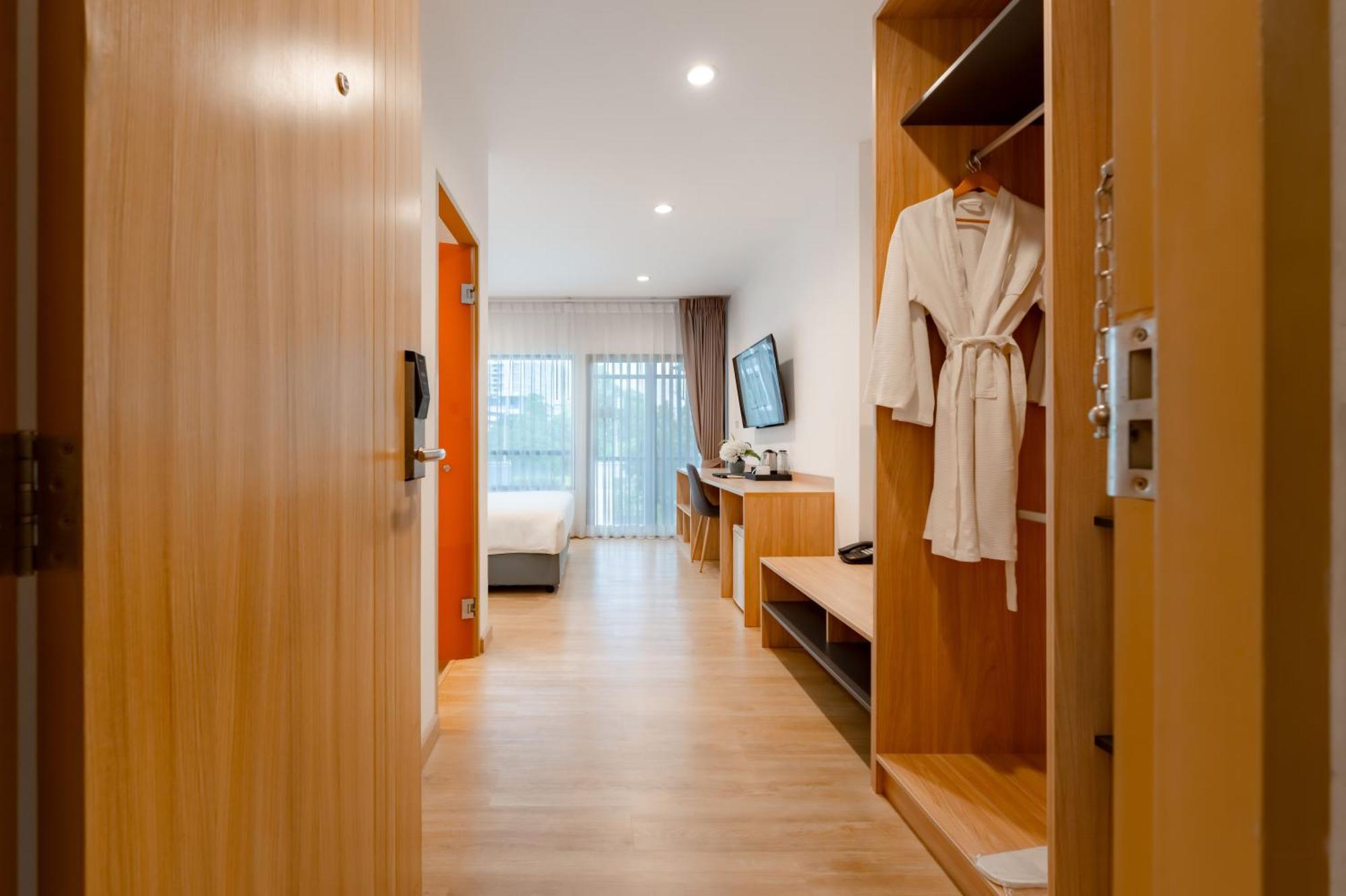 Moji Don Mueang Airport Hotel - Bangkok Buitenkant foto